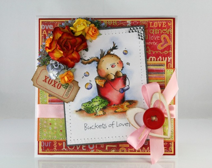 Claudia_Rosa_bucket love_2 Claudia_Rosa_bucket love_2