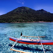 Boat on the Reef Boat On Bunaken