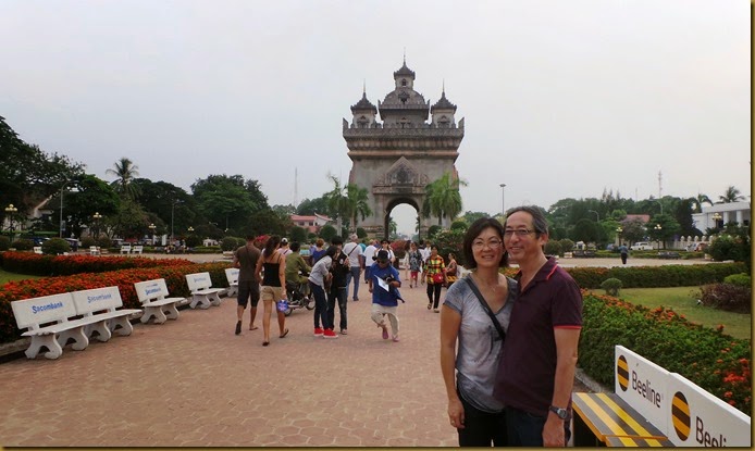 20140417_172307 (Vientiane-Putaxai Victory Monument) (3)