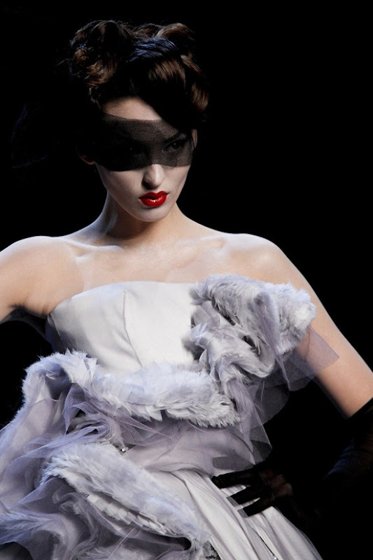 christian-dior-couture-spring-2011-3 christian-dior-couture-spring-2011-3