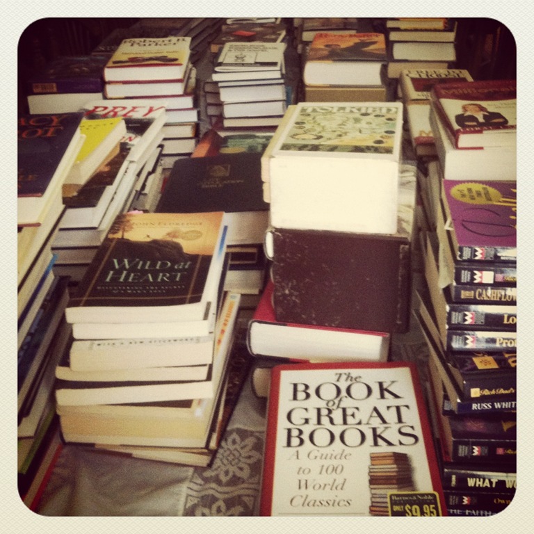 [book%2520club%2520profile%2520pic%255B5%255D.jpg]
