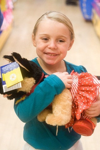 12 31 12_build a bear soph w carla