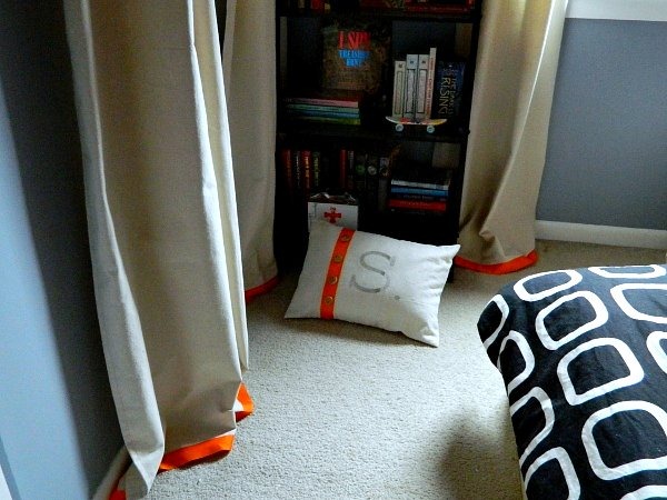 [S%2520Pillow%2520far%255B3%255D.jpg]