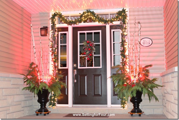 Christmas Entryway from Setting for Four #christmas #entryway #holiday #outdoor