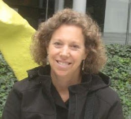 Elizabeth Reis Portrait