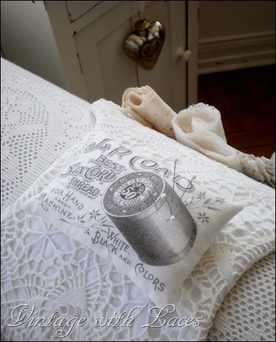 Couch Caddy Detail by Vintage with Laces Couch Caddy Detail by Vintage with Laces