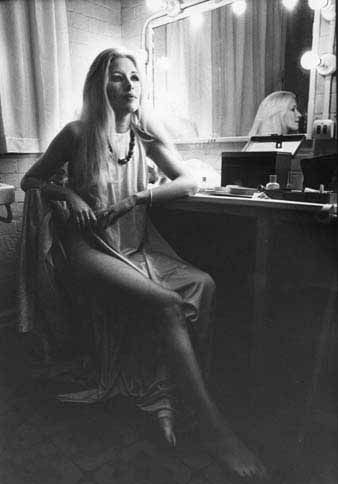 Maxine Preparing For A Ritual Hendon 1971, Maxine Sanders