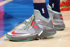 Detailed Look at Nike Zoom Soldier VI Christmas PE nike zoom soldier 6 pe christmas 6 01 Detailed Look at Nike Zoom Soldier VI Christmas PE