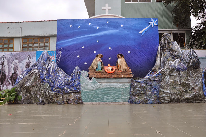 Hang đá tại đền thánh Giuse giáo xứ Chính tòa