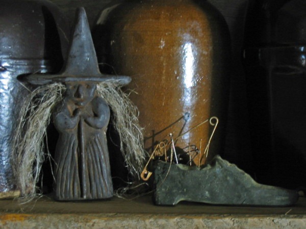 [witchandshoe%255B2%255D.jpg]