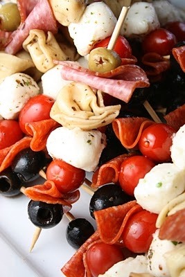 [antipasto%2520kabobs%255B2%255D.jpg]