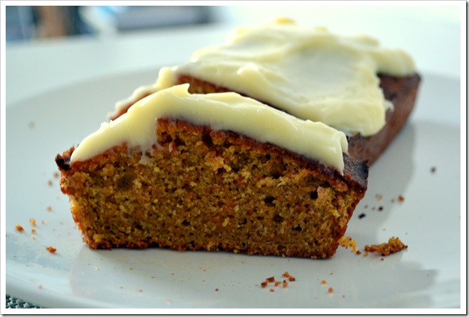 carrot cake with frosting (1)