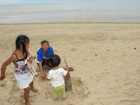 เที่ยวหาดบ้านกรูดในวันแม่วันที่ 2