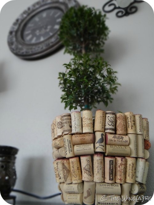 cork_flowerpot_boxwood_topiary cork_flowerpot_boxwood_topiary