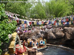 [Disney-2011-4984.jpg]