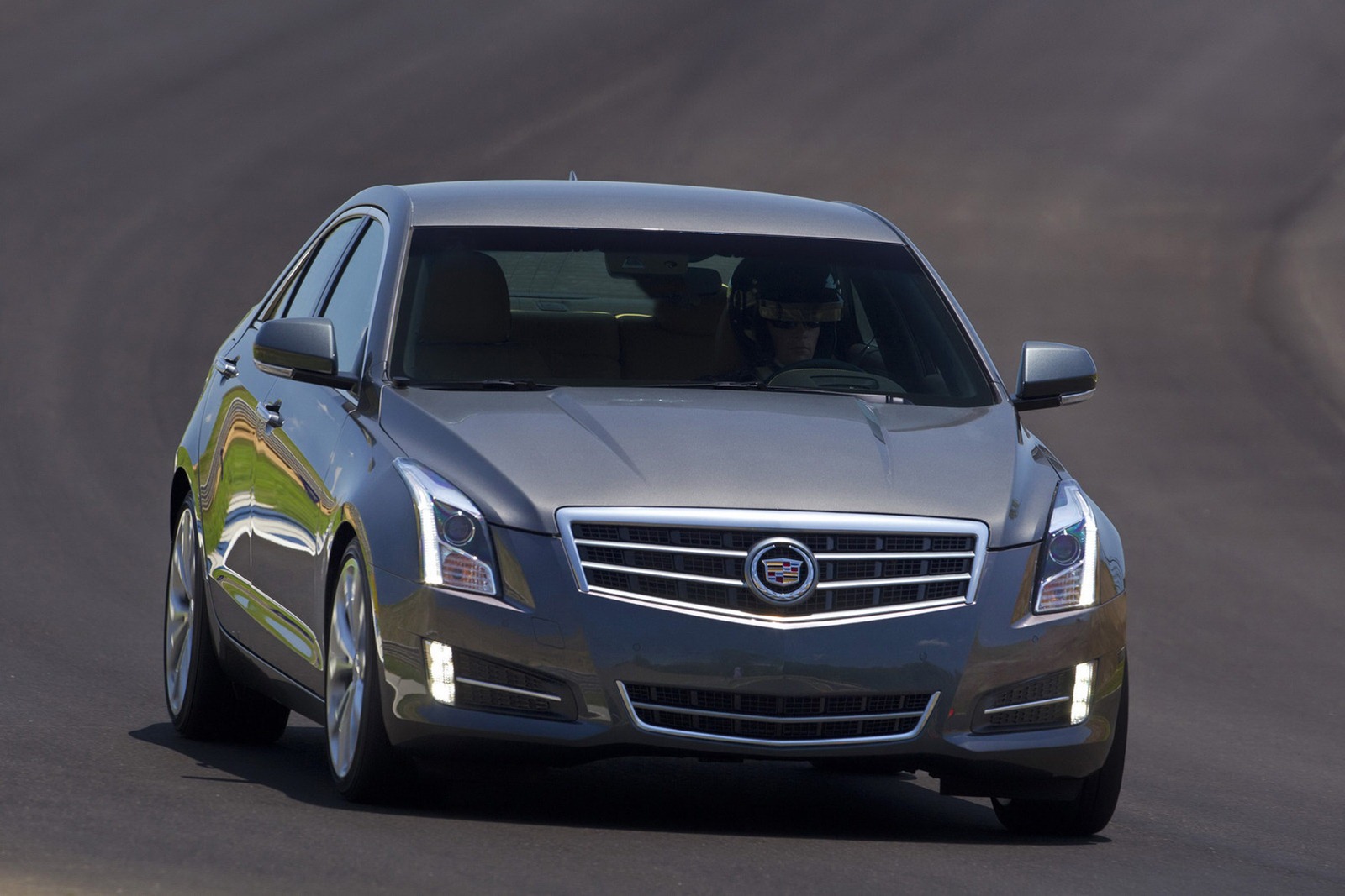 [2013-Cadillac-ATS-44%255B5%255D.jpg]