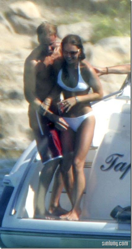 Pippa Middleton Topless Candid Photos, Takes Off White Bikini Top 10
