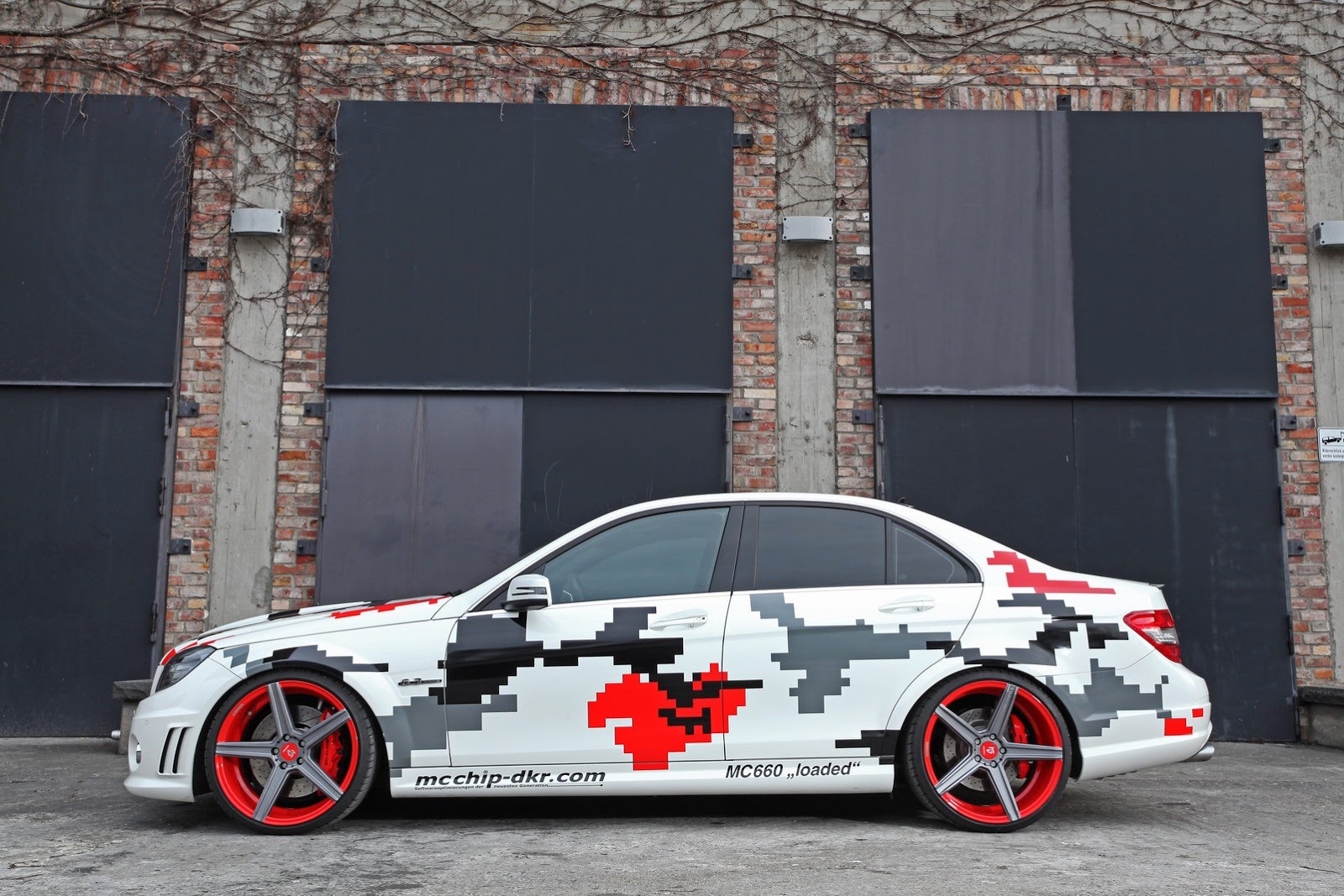 [Mcchip-Mercedes-C63-AMG-6%255B2%255D.jpg]