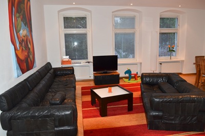Thurs apartment living room