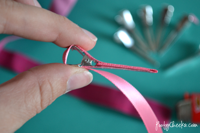 Velvet Ribbon Hair Clip Tutorial