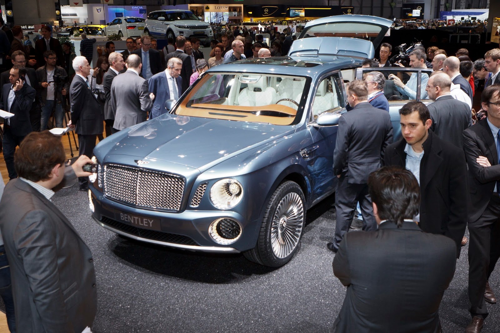 [Bentley-SUV-16%255B2%255D.jpg]