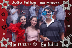 Fotos do evento João Felipe - 17.12.11. Foto numero 19 da Social Click Fotografia Digital, do Rio de Janeiro, RJ, que faz fotos divertidas, fotos malucas, fotos com fantasias, fotos na hora, fotografia maluca, fotografia divertida com molduras personalizadas. fotos divertidas malucas foto maluca animadas animado rj rio de janeiro divertida fantasia animada fotografia digital fotografo estudio fotografias