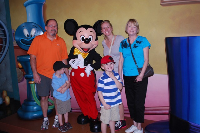 [Disneyland%2520093%255B2%255D.jpg]