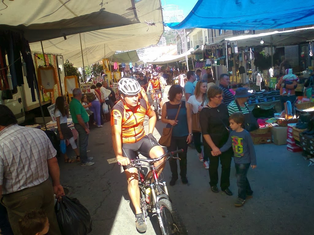 [Fotografia08242.jpg]