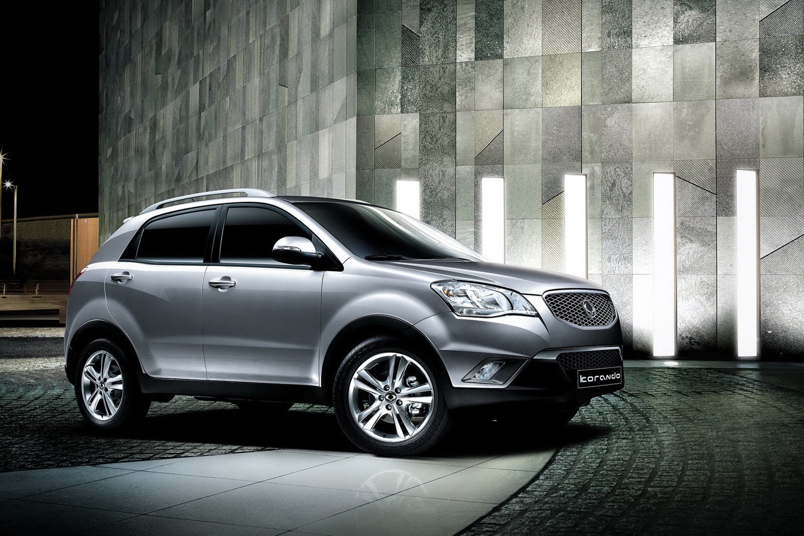 SsangYong-Korando-3[2].jpg