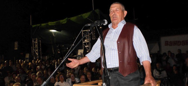 [decimas2011%2520-%2520Barriga%2520Verde%255B5%255D.jpg]