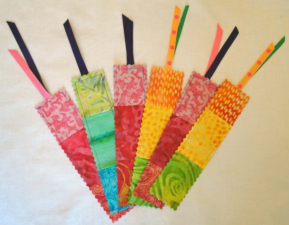 [15%2520batik%2520bookmarks%255B3%255D.jpg]