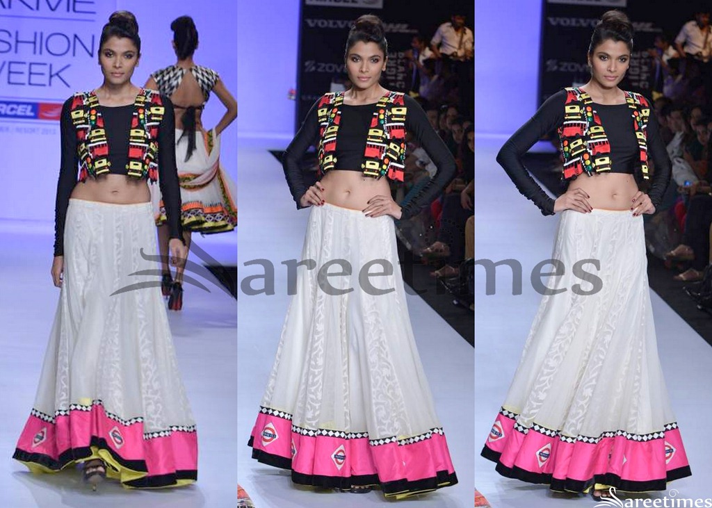 [Archana_Kocchar_Lehenga%255B4%255D.jpg]