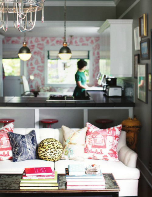 [red_toile_accents_interior_design%255B3%255D.png]