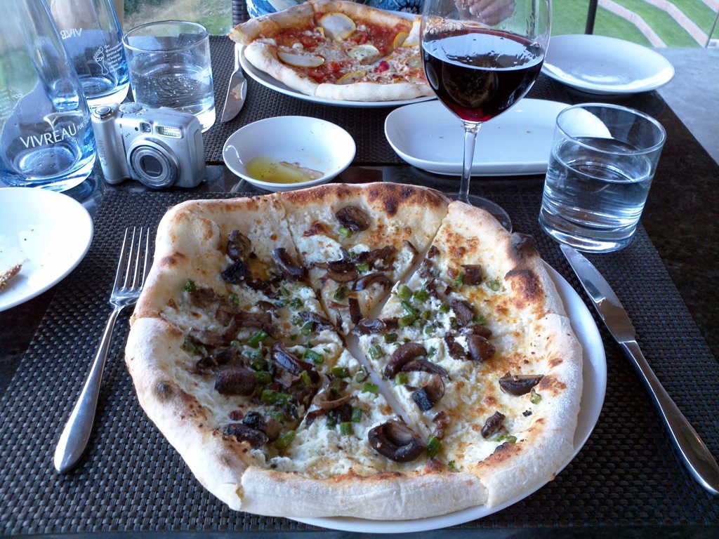 [2011-08-21_18-56-35_5208.jpg]