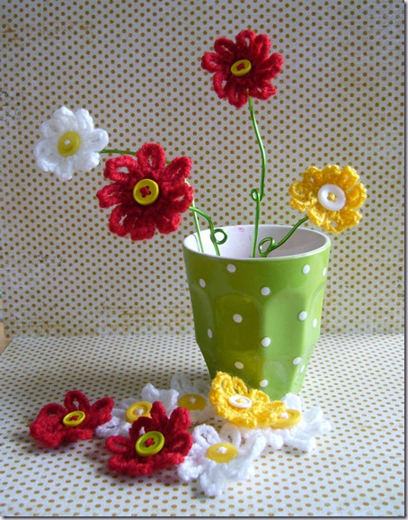 gehaakte-bloemen-in-vaas gehaakte-bloemen-in-vaas