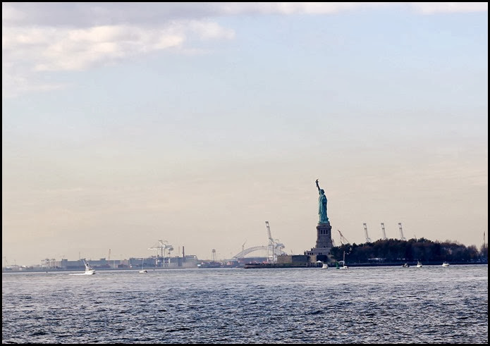 Statue of Liberty Battery Park NYC 2013 (5)