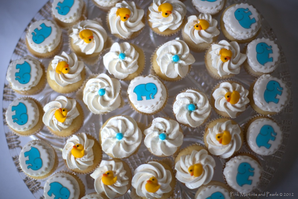 [baby-shower-mini-cupcakes-994-copy17.jpg]