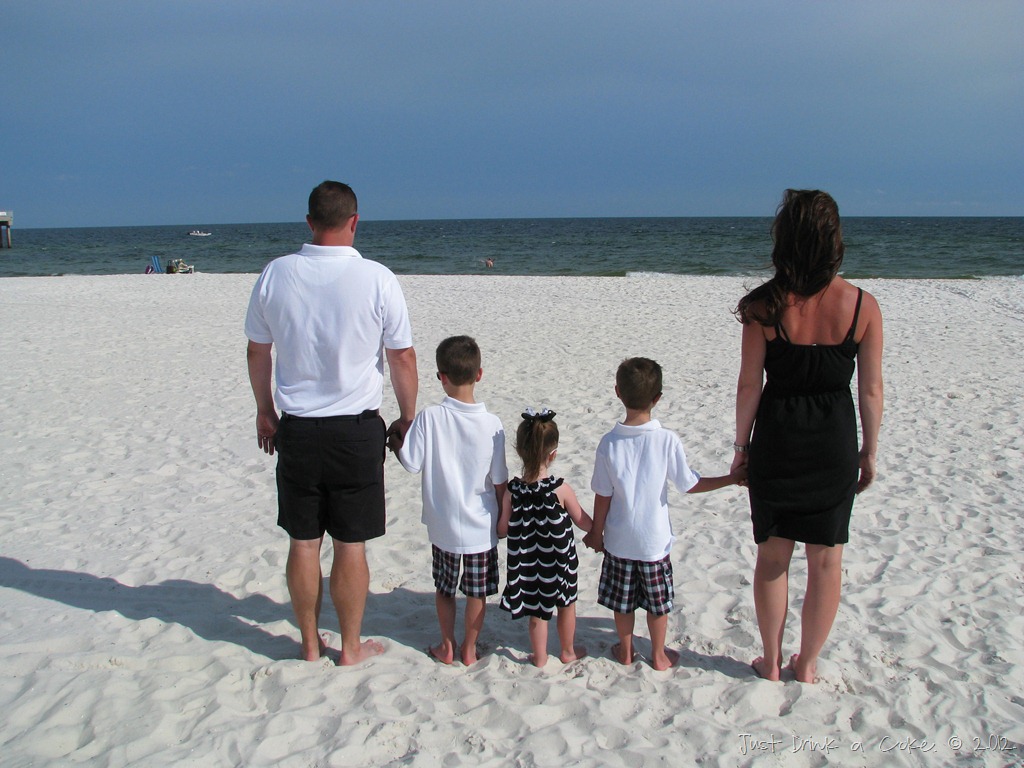 [Orange%2520Beach%252C%2520Alabama%2520beach%2520family%2520photo%255B3%255D.jpg]