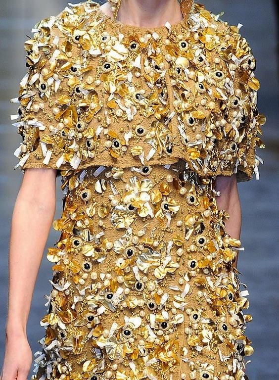 [dolce%252Bgabbana_fall2012%252Bcloseup-7%255B4%255D.jpg]
