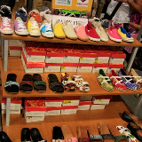 christmas warehouse sale sm mall of asia (4).JPG