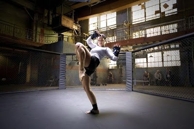 female-thai-boxer