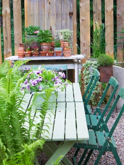 Plankvägg i pergola Plankvägg i pergola
