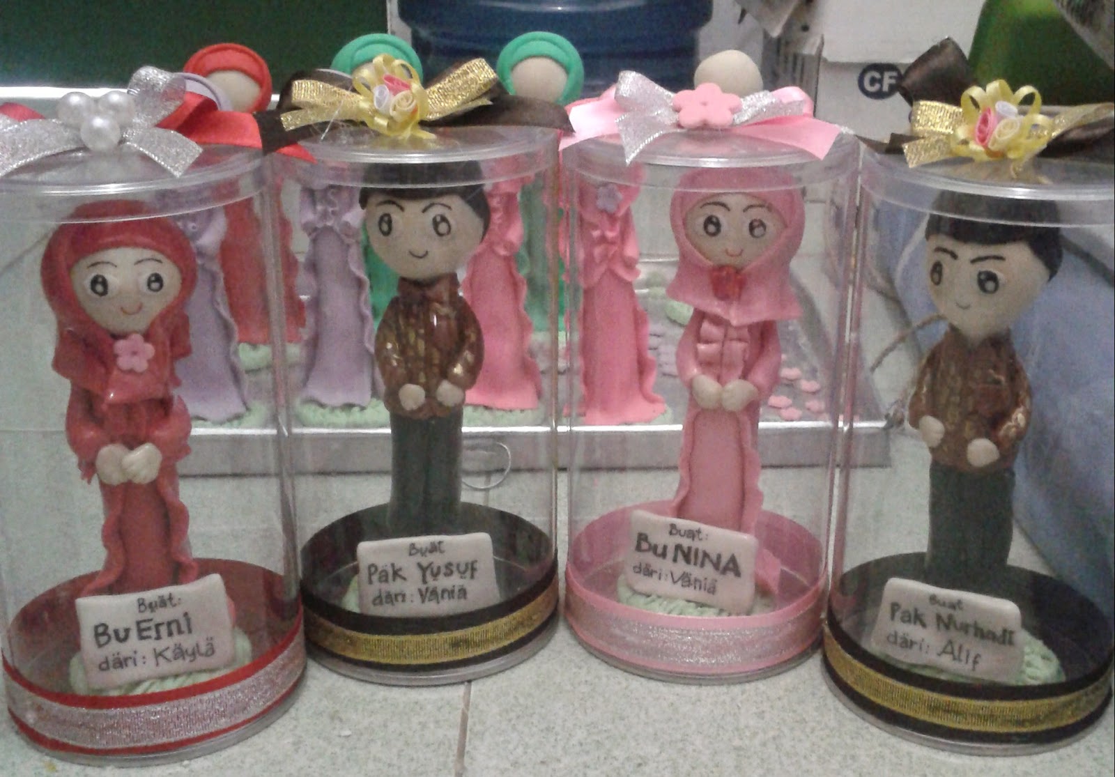 crafto souvenir: Souvenir kenang kenangan untuk guru