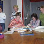 kantkringmiddag april 2006 Dorothe, Mariet, Miep, Mieke, jolanda, Rinie, klaar voor website.jpg