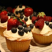 [FruitSalad-Cupcake4.jpg]