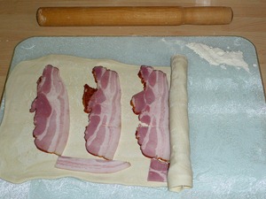 Булочки с беконом