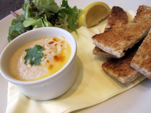 Smoked Mackerel P&acirc;t&eacute;, sourdough toast