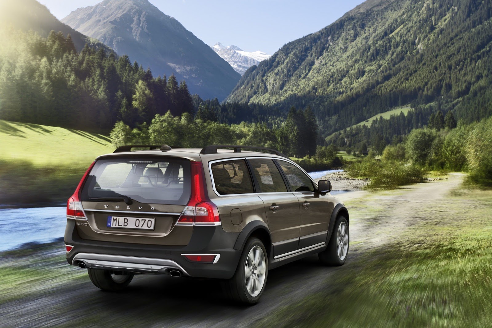 [2014-Volvo-S80-V70-XC70-6%255B2%255D.jpg]