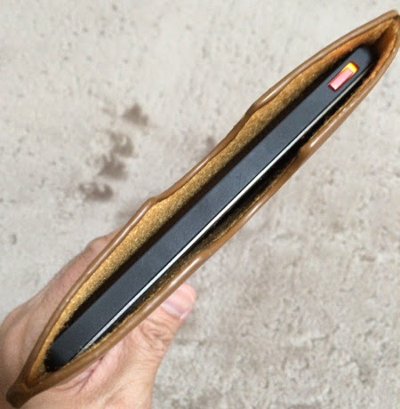 case4Nexus7-06.jpg