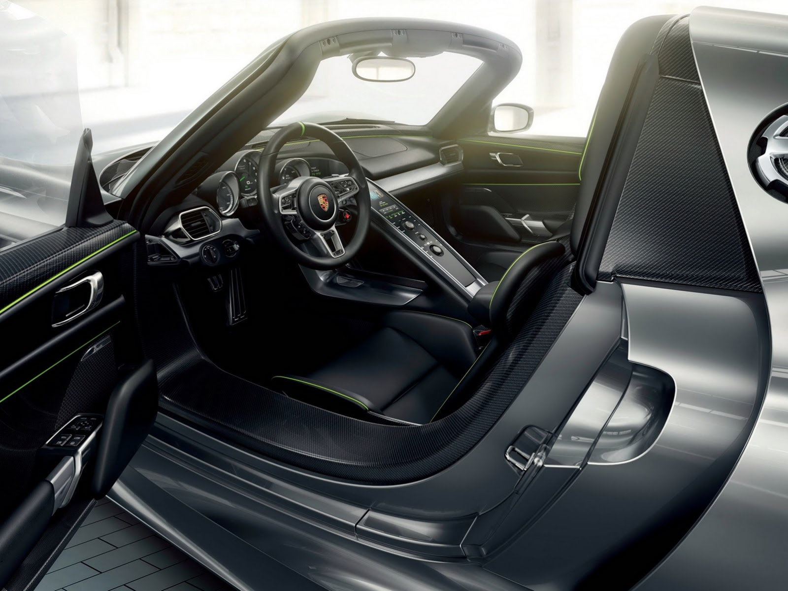 Porsche-918-Spyder-4%25255B4%25255D.jpg
